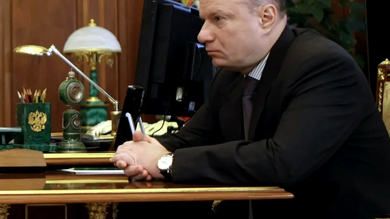 Cum şi-a pierdut în doar câteva săptămâni cel mai bogat dintre ruşi puterea clădită în decenii