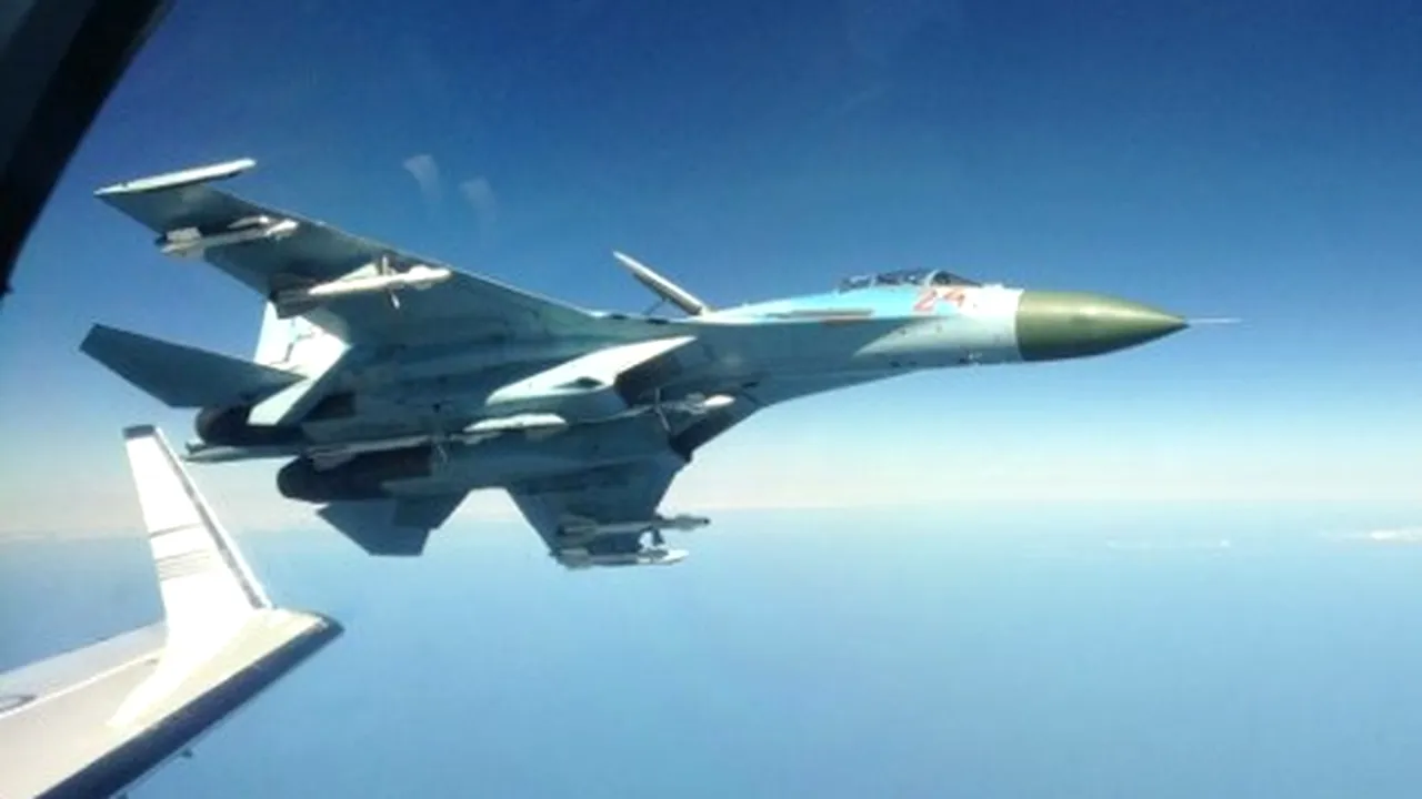 Un avion de vânătoare rus a zburat la câţiva metri de un avion suedez de interceptare a semnalelor