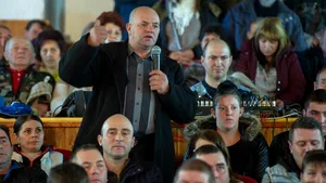 Dosar penal pentru incitare la ură în cazul brutarilor din Sri Lanka, angajaţi la Ditrău