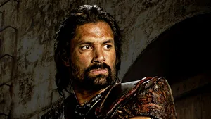 Manu Bennett, Crixus din 