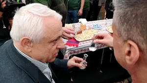 Petre Daea, la discuţii cu fermierii: Fiecare om doreşte să sacrifice un miel