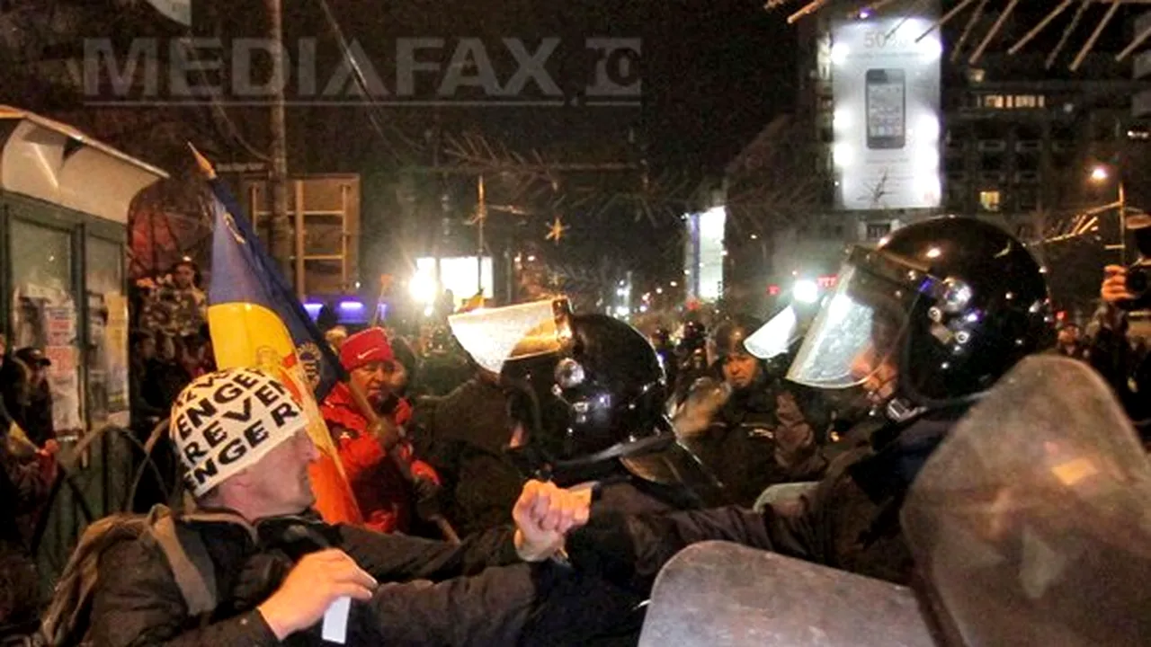 Psiholog despre proteste: Mulţimea e instabilă afectiv. Cea mai tipică reacţie la frustrare este nemulţumirea, furia şi agresivitatea