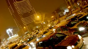 Peste 60% din populaţia oraşelor mari din România este afectată de poluare fonică