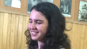Cluj: Singura absolventă cu media 10 la bacalaureat vrea să devină medic, va da admitere la UMF 