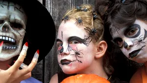 Tradiţii şi obiceiuri de Halloween din diferite zone ale lumii