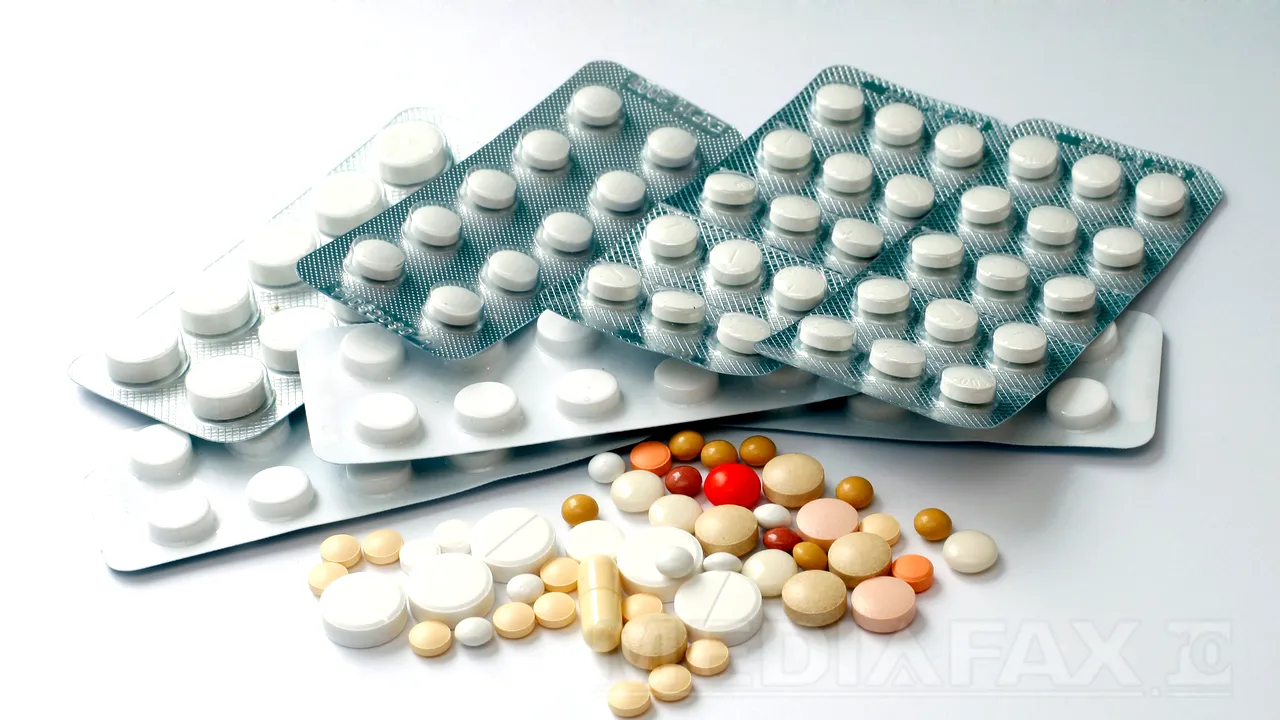 STUDIU: Aspirina ar putea prelungi viaţa în anumite cazuri de cancer colorectal 