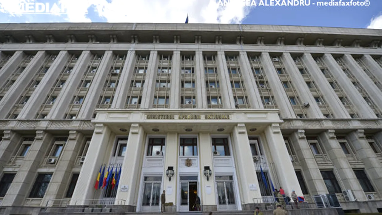Scandal de corupţie la Direcţia Generală de Informaţii a Apărării. Fostul director adjunct, generalul Iulian Cristian Gheorghe, a fost arestat pentru delapidare