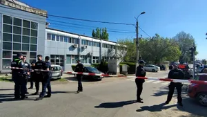 NEWS ALERT Incidentul cu drone din Galați. Autoritățile au decis evacuarea pe o rază de 200 de metri din cauza riscului de explozie