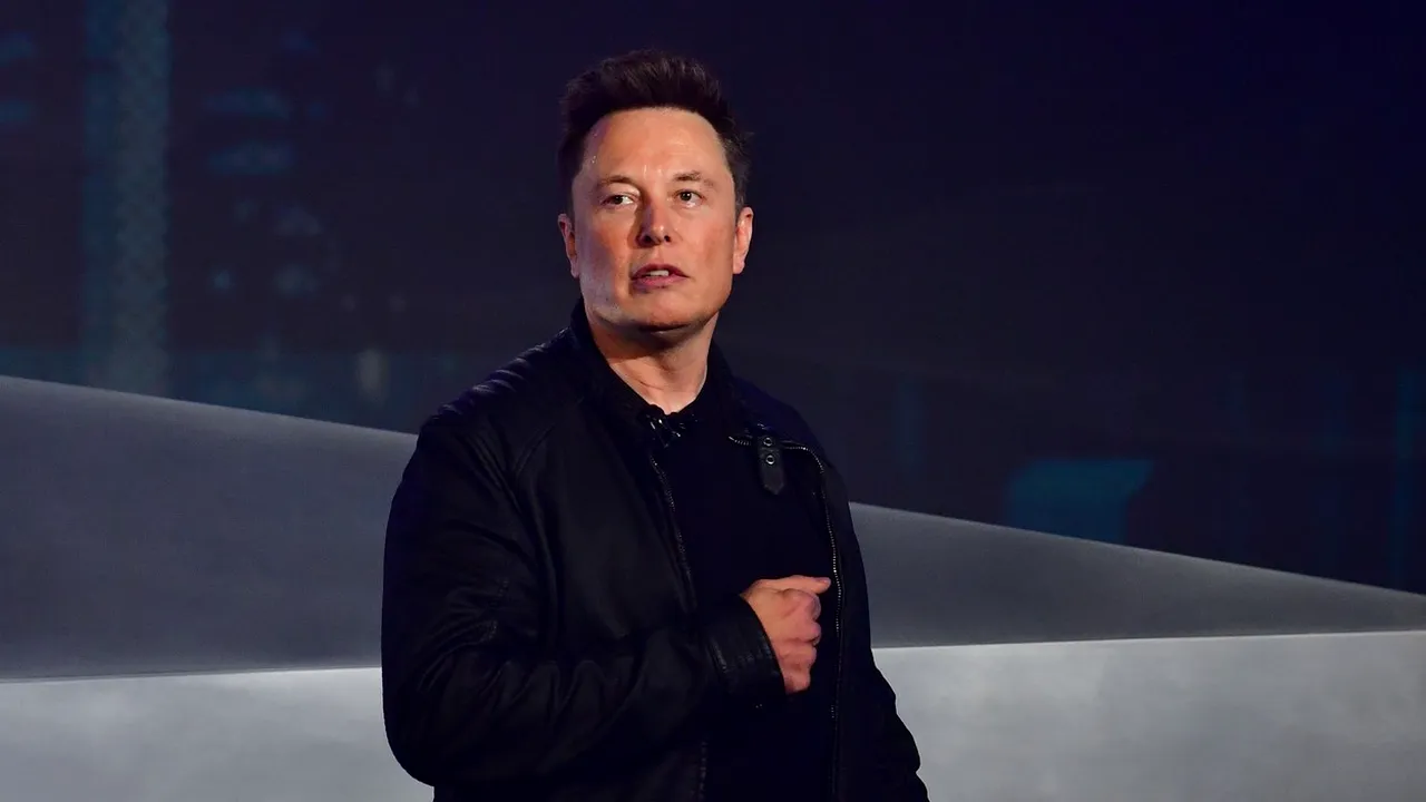 Tesla devine cel mai VALOROS producător auto după AVENTURA spaţială a Space X