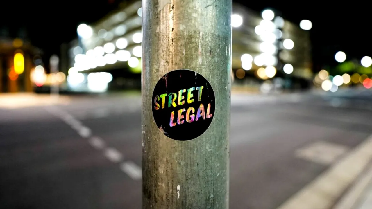 Cum îți influențează emoțiile publicitatea stradală. Explicația experților în psihologie