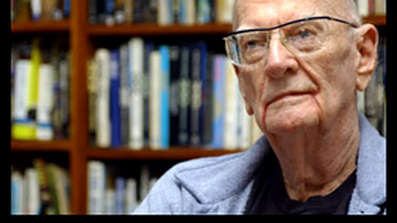 Scriitorul britanic Arthur C. Clarke a încetat din viaţă