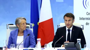 Premierul Franţei, Elisabeth Borne, a demisionat. Macron va numi un nou guvern