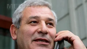 Generalul (r) Eugen Bădălan, deputat PDL, condamnat pentru fapte de corupţie