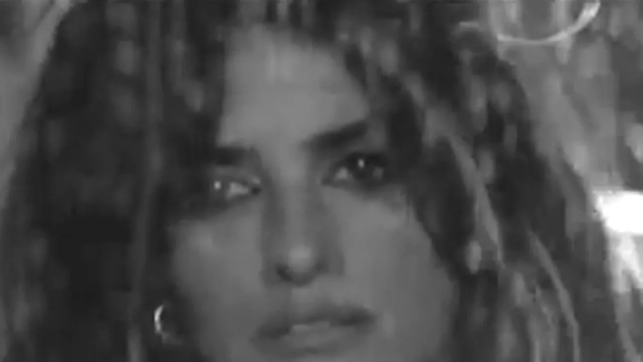 Penelope Cruz a debutat în muzică: Actriţa de 38 de ani, în lenjerie intimă în primul ei videoclip - VIDEO