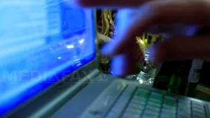 Eurostat: Circa 4% dintre copiii utilizatori de internet din România au accesat site-uri inadecvate