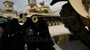 Egipt: Proiectul de Constituţie prevede judecarea civililor de către armată. Articolul controversat va fi supus unui referendum