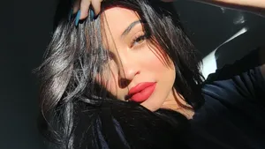 Fotografia bebeluşului lui Kylie Jenner - cele mai multe like-uri pe Instagram - FOTO