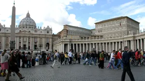 Vaticanul poate fi vizitat pe un nou website