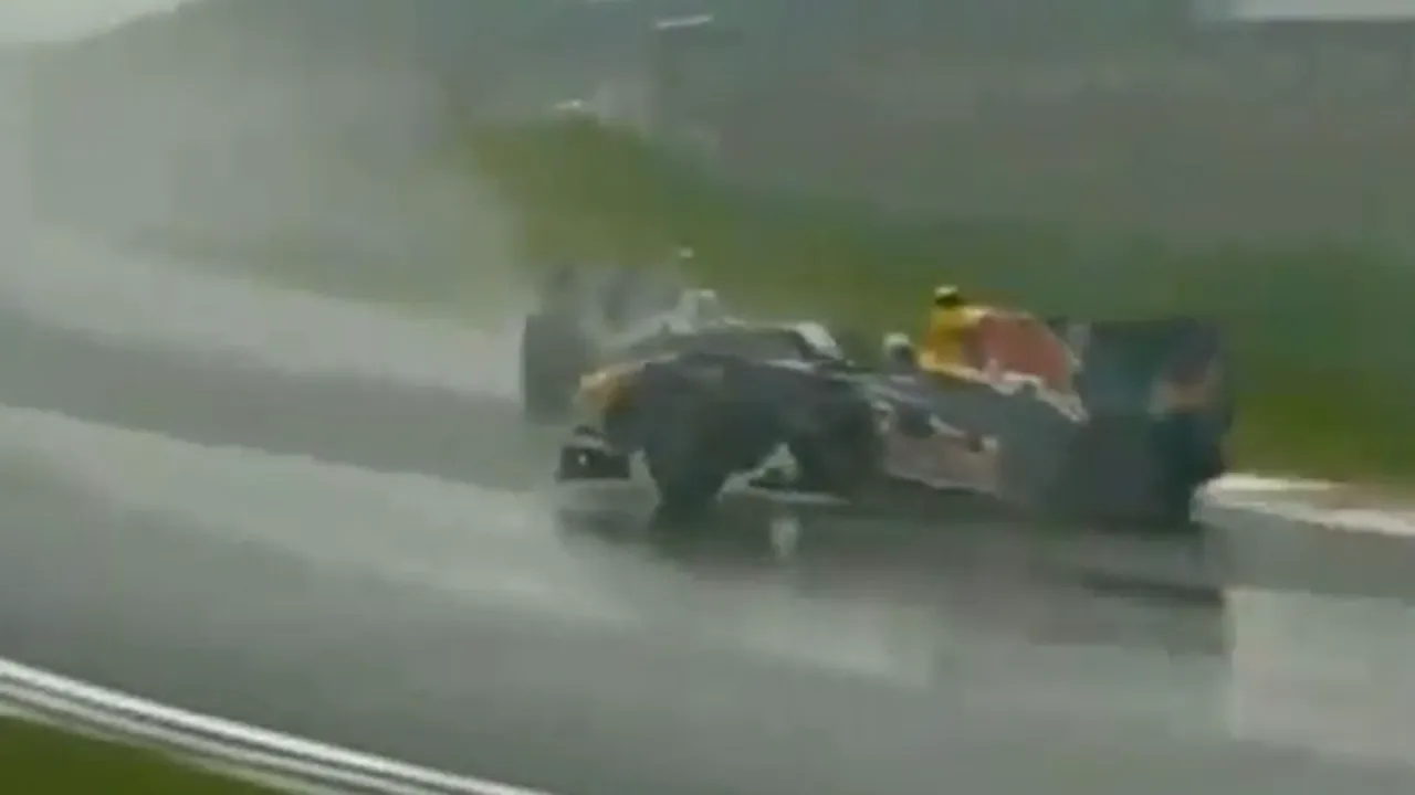 Gerhard Berger îl acuză pe Webber de comportament nesportiv la Marele Premiu al Coreei de Sud - VIDEO