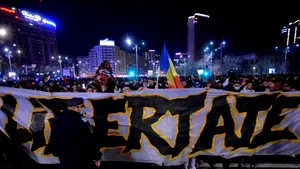COMENTARIU Marius Oprea | Oamenii au ieşit în stradă împotriva guvernării bunului plac. Să-şi apere libertatea