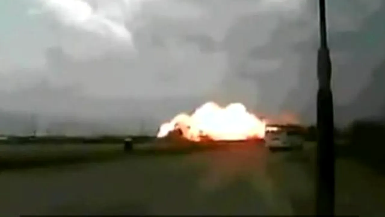 IMAGINI cu prăbuşirea avionului-cargo în Afganistan. Accidentul aviatic s-a soldat cu 7 morţi - VIDEO