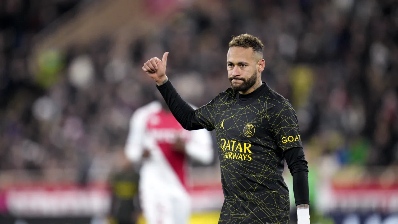 Neymar i-a anunţat pe cei de la PSG că vrea să plece