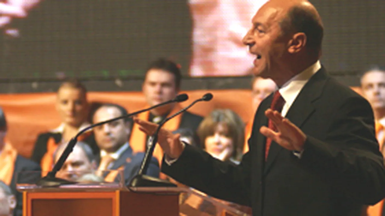 Partidele critică participarea lui Băsescu la lansarea candidaţilor PD