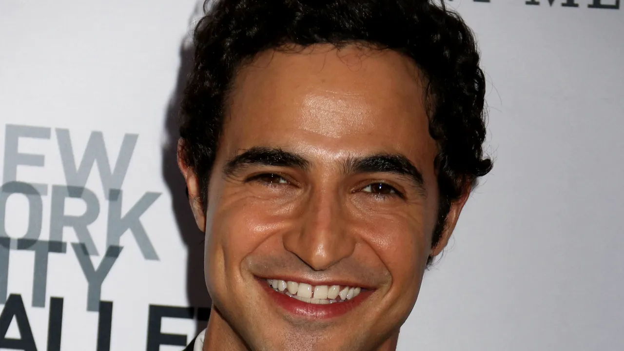 Designerul american Zac Posen, un preferat al covorului roşu, îşi închide casa de modă