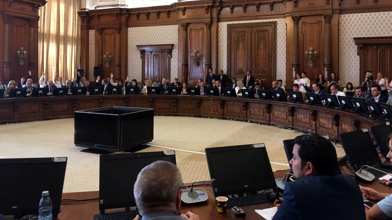 FOTO, VIDEO | Vechii şi noii miniştri, audiaţi rapid şi validaţi de comisii. Schimbări majore în programul de guvernare