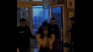 Cheia din cutie și contractul fals: schema prin care 19 oameni au rămas fără bani și fără locuință