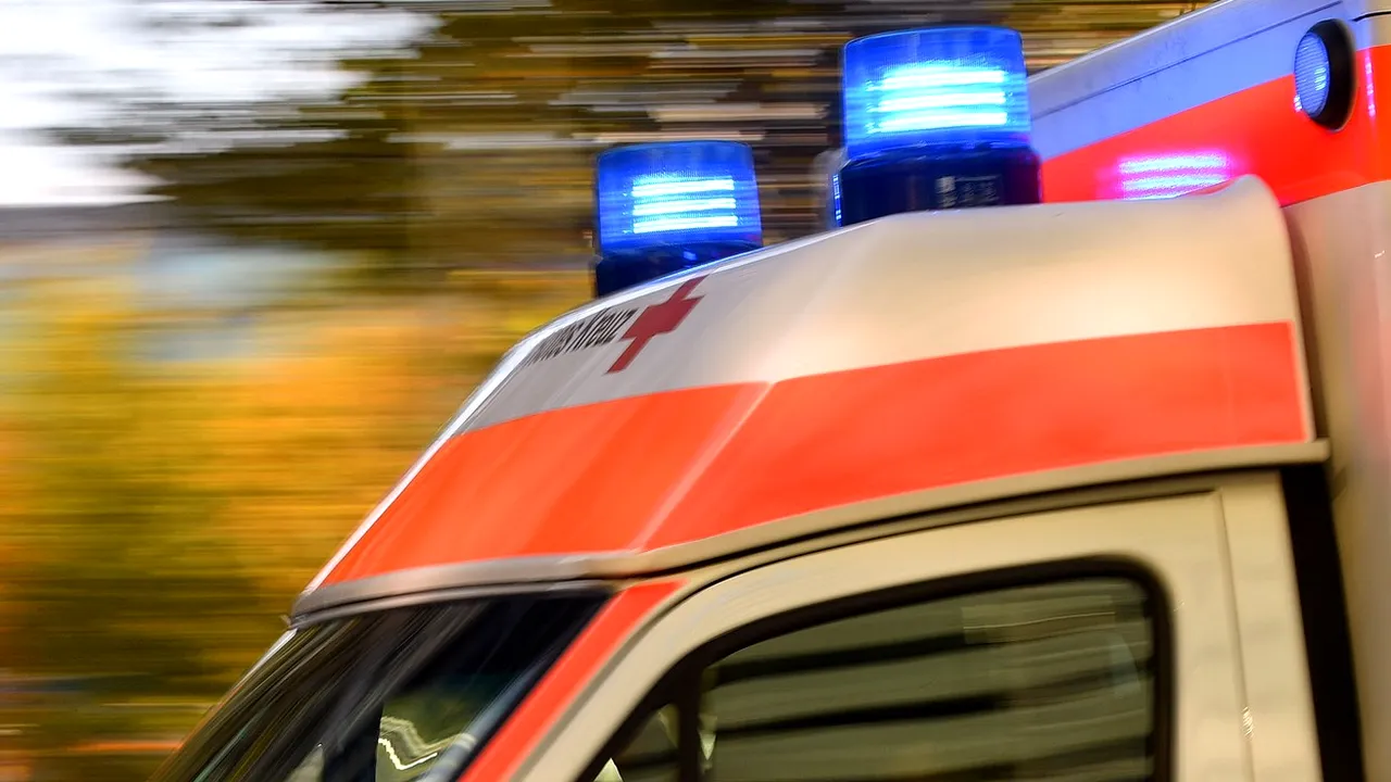 VIDEO | Tragedie în Braşov. Un bărbat a sărit de la etajul 10, cu fetiţa de câteva luni în braţe / Poliţia a deschis dosar penal pentru ucidere din culpă