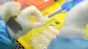 Anunţul lui Victor Costache în cazul asistentului din Reşiţa, suspect de coronavirus: „Azi vom avea rezultatul analizelor”