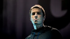 Liam Gallagher, fostul  solist al celebrei trupe Oasis, este acuzat de agresiune de iubita sa