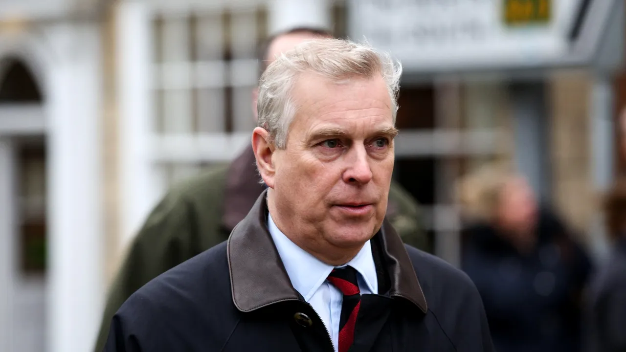 Persoanele care au pătruns ilegal pe proprietatatea din Windsor a prinţului Andrew au fost arestate 