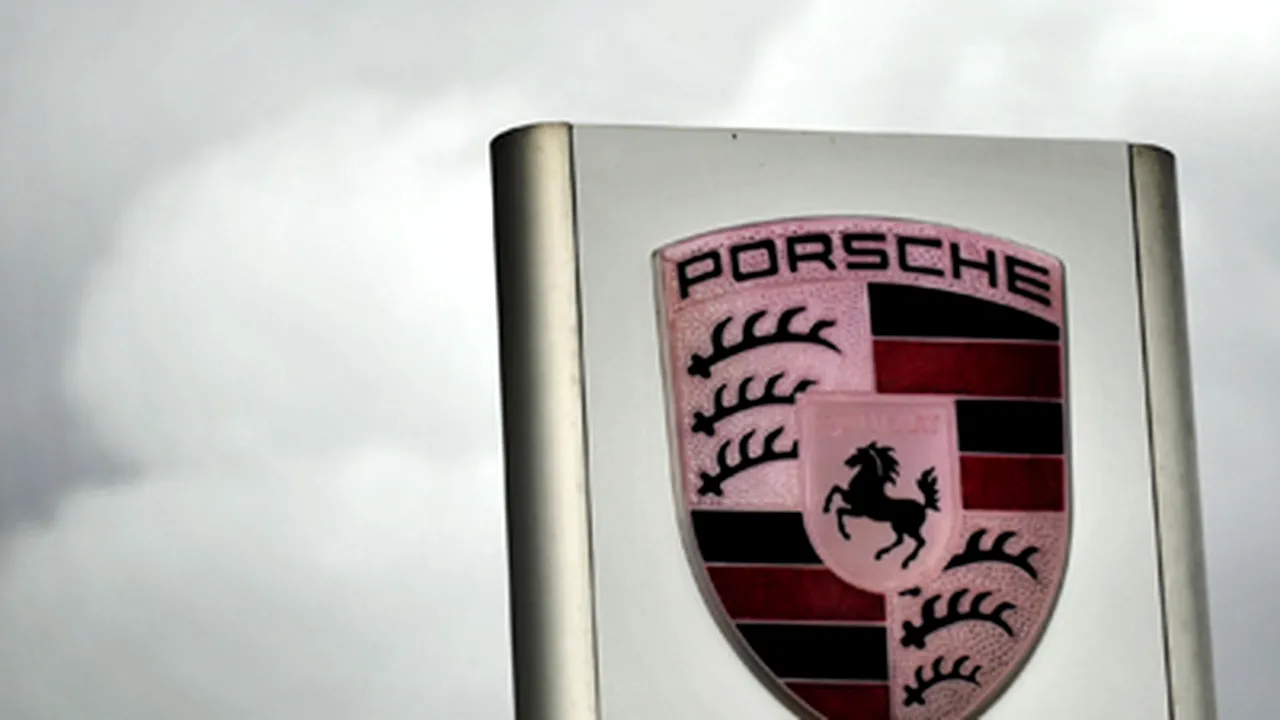 Porsche neagă că ar fi solicitat un împrumut statului german