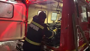 Cetățean georgian, înghețat în mașina blocată în nămeții din Tulcea, salvat de un trecător