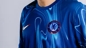 Chelsea a semnat cu Anselmino, fundaşul lui Boca Juniors. Transferul, în valoare de 15 milioane de lire sterline