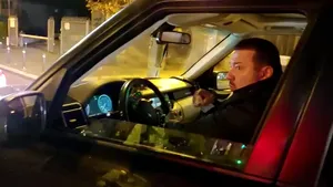 Brigada Rutieră, despre incidentul din trafic cu Cătălin Rădulescu: Nu a trecut pe roşu, nici pe galben, a fost oprit la un control de rutină / Deputatul PSD: Probabil am trecut pe galben - VIDEO