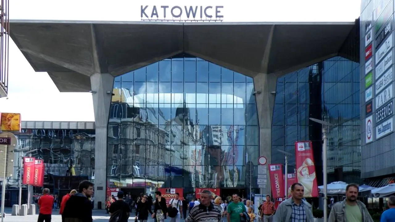 După o noapte de negocieri: Diplomaţii din aproape 200 de ţări, prezenţi la summitul de la Katowice, au ajuns la o înţelegere pentru a menţine Acordul de la Paris privind schimbările climatice | VIDEO