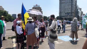 Sute de oameni au participat la Marşul Normalităţii din Bucureşti. Ce au strigat oamenii în stradă