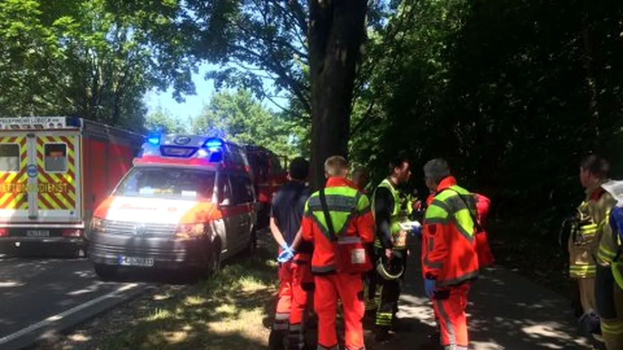 ATAC în Germania: Un individ a înjunghiat la întâmplare oamenii aflaţi într-un autobuz. Mai multe persoane au fost rănite/ MAE: Printre victime nu sunt români | FOTO, VIDEO