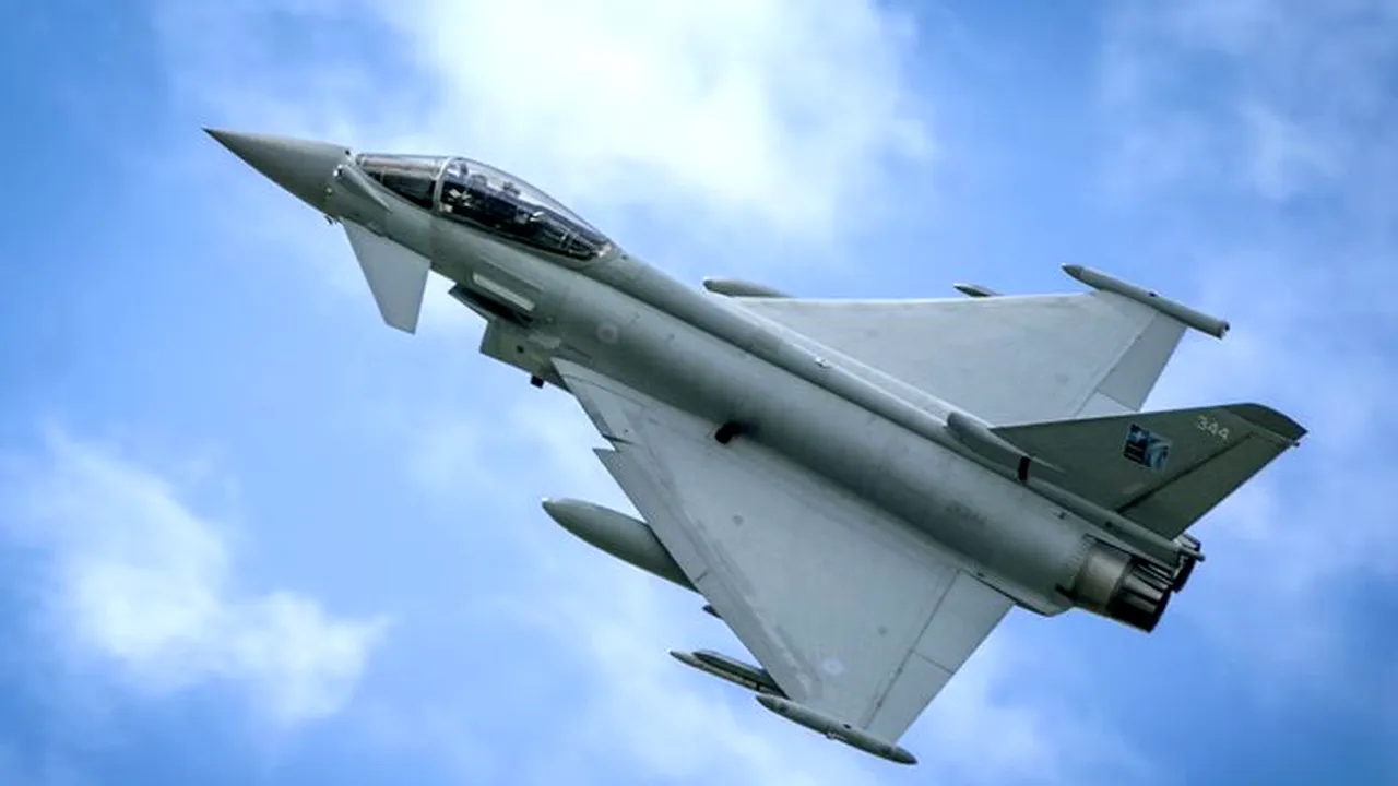 Marea Britanie va trimite patru avioane Typhoon suplimentare în Qatar