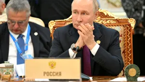 Putin, în discuții cu Xi pentru creșterea exporturilor de petrol rusesc