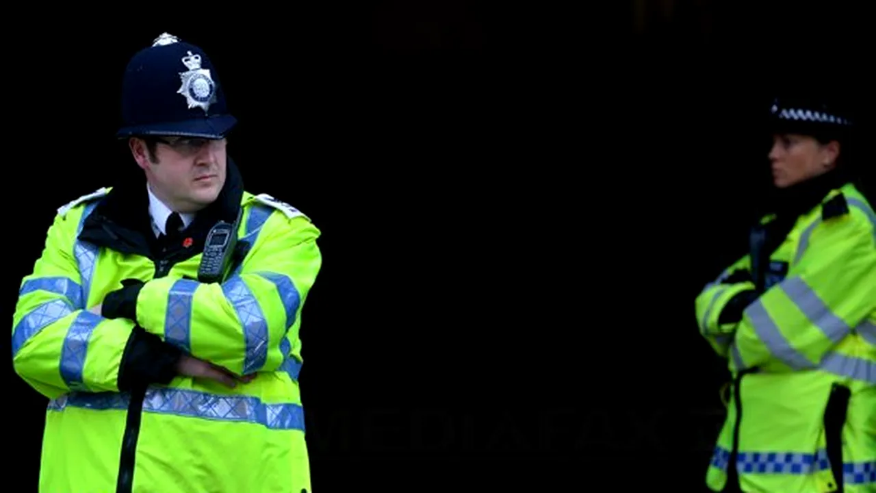 Imigranţi români ARESTAŢI la Londra după două zile de la anularea restricţiilor - presă