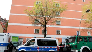 Germania efectuează raiduri împotriva organizaţiilor legate de Hezbollah. „Cei care susţin terorismul nu vor fi în siguranţă în Germania”