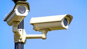 Peste 600 de camere video, instalate în Sectorul 4, lângă școli, grădinițe și locuri de joacă