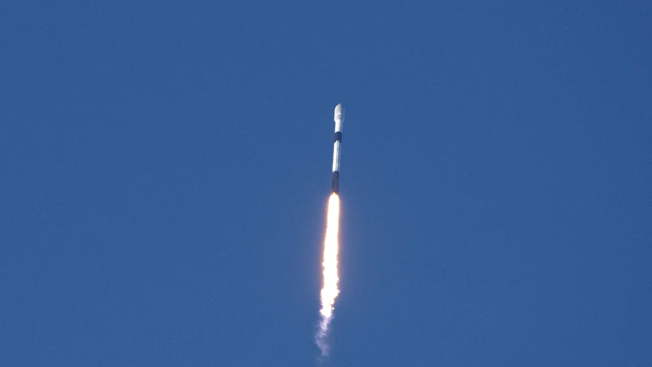 SpaceX a lansat un satelit spion pentru Coreea de Sud