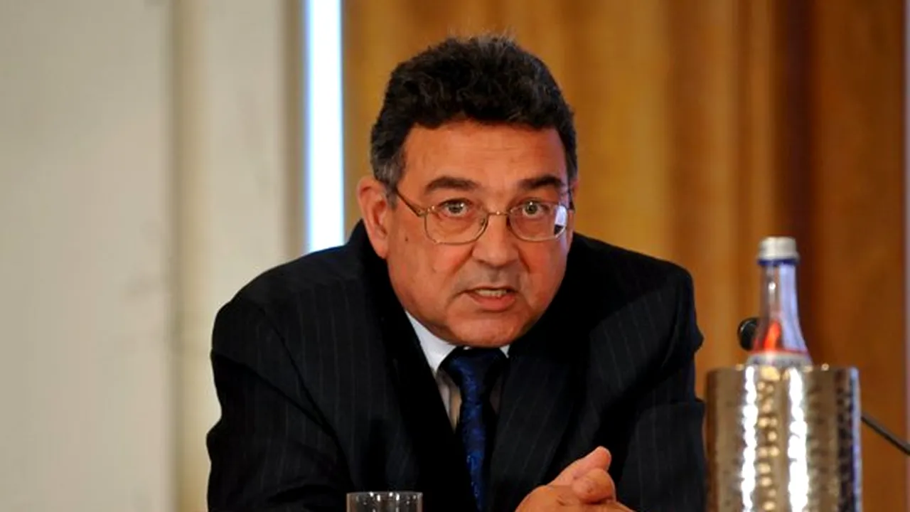CONFERINŢĂ MEDIAFAX - Şeful UNBR: Noul Cod civil are impact asupra contractului de asistenţă juridică