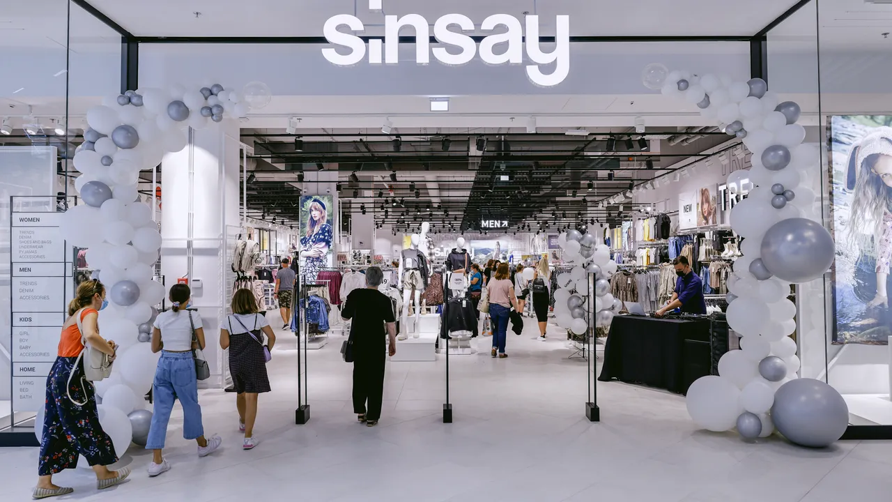 Polonezii de la Sinsay deschid doua magazine la Iaşi