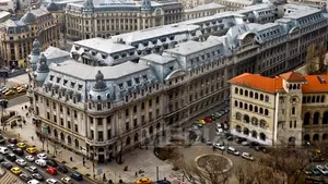 Universitatea Bucureşti critică proiectul de lege în urma căruia Iliescu, Ecaterina Andronescu şi IPS Teodosie ar putea purta titlul de academician